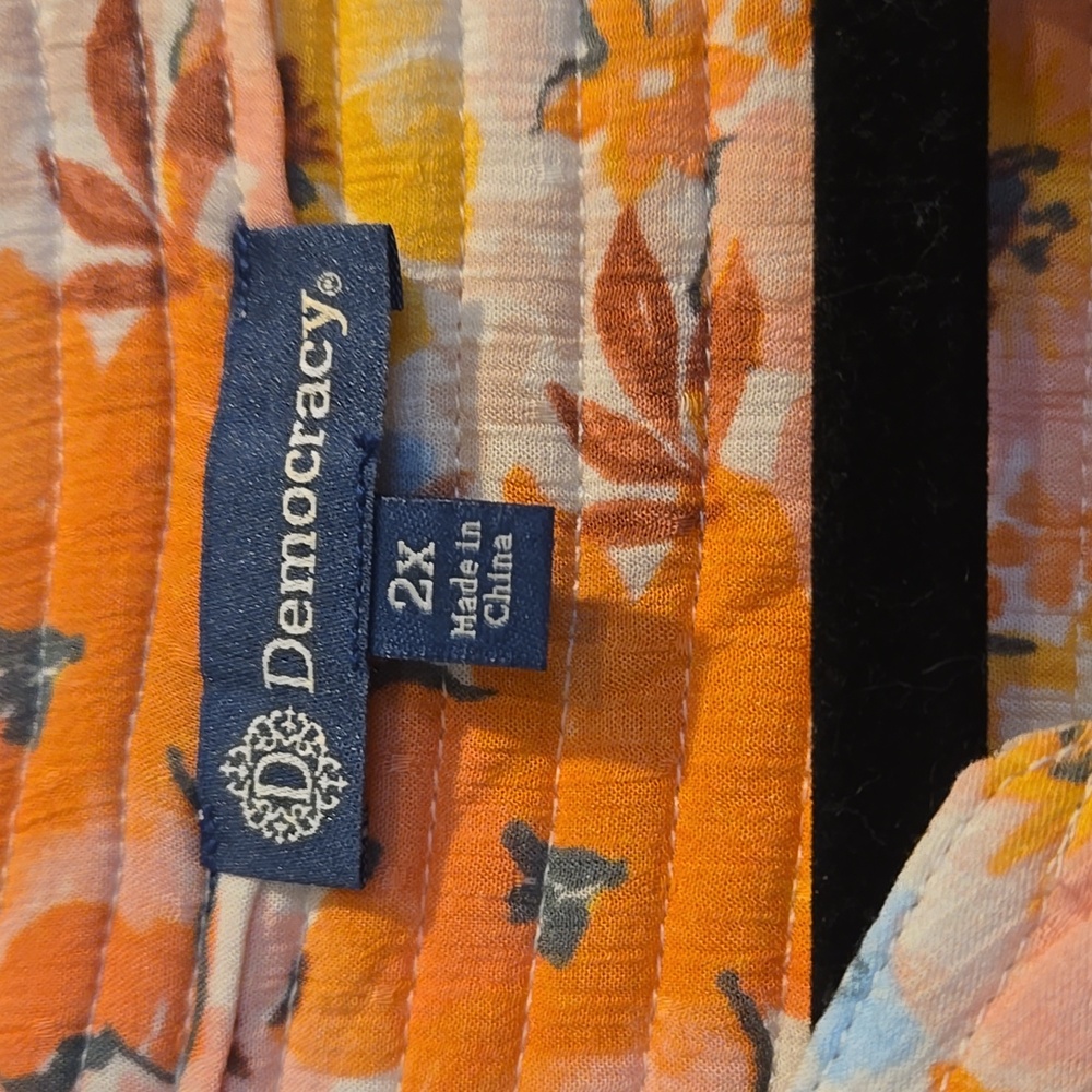 Democracy Cato Orange Floral Ruffled Blouse - Picture 2 of 3